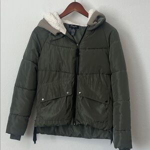 Boutique Green Hooded Puffer Coat